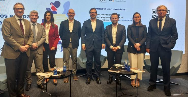 Foto de familia Jornada Acelera pyme